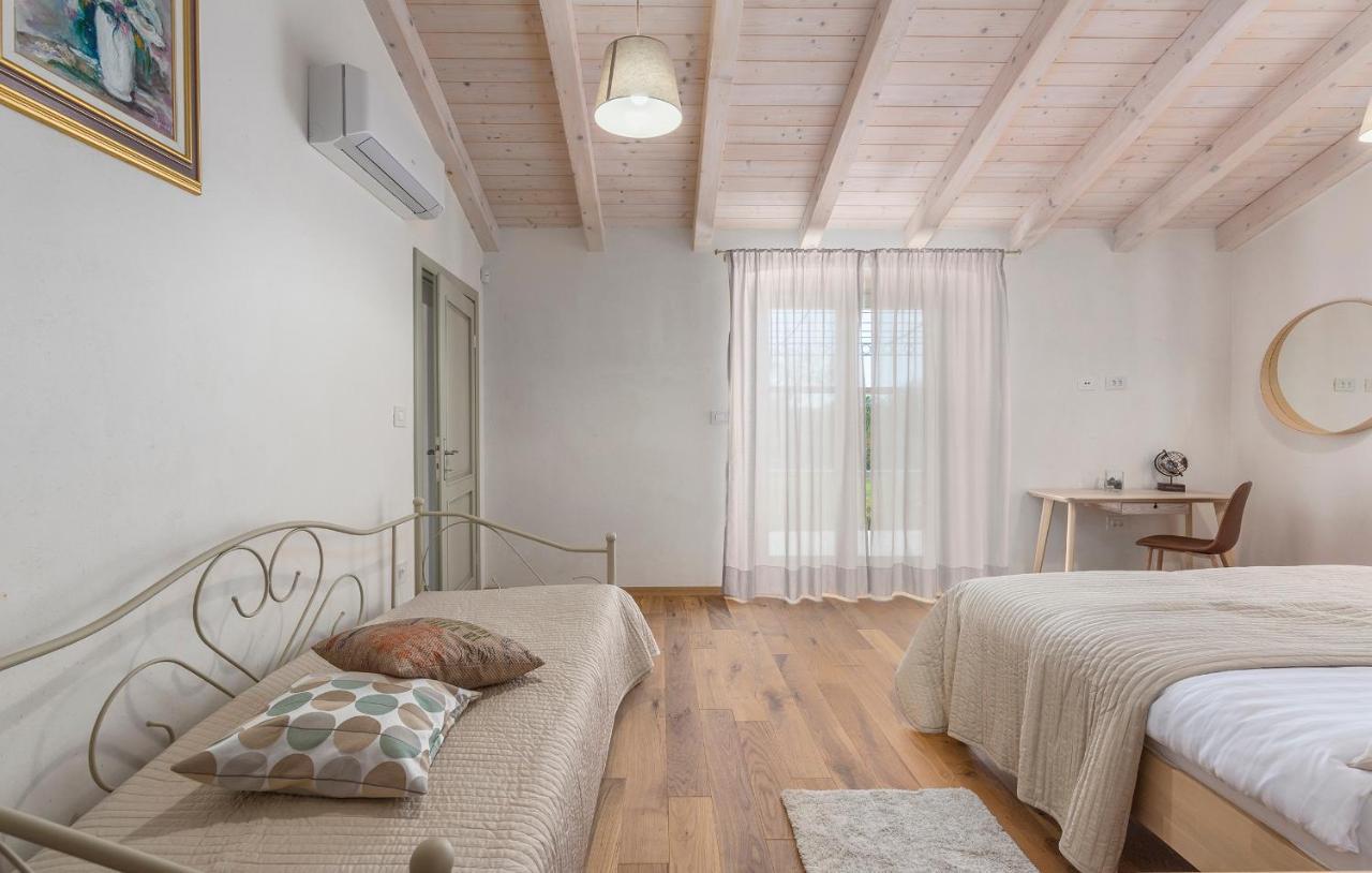 Villa-Osmium Smoljanci Εξωτερικό φωτογραφία