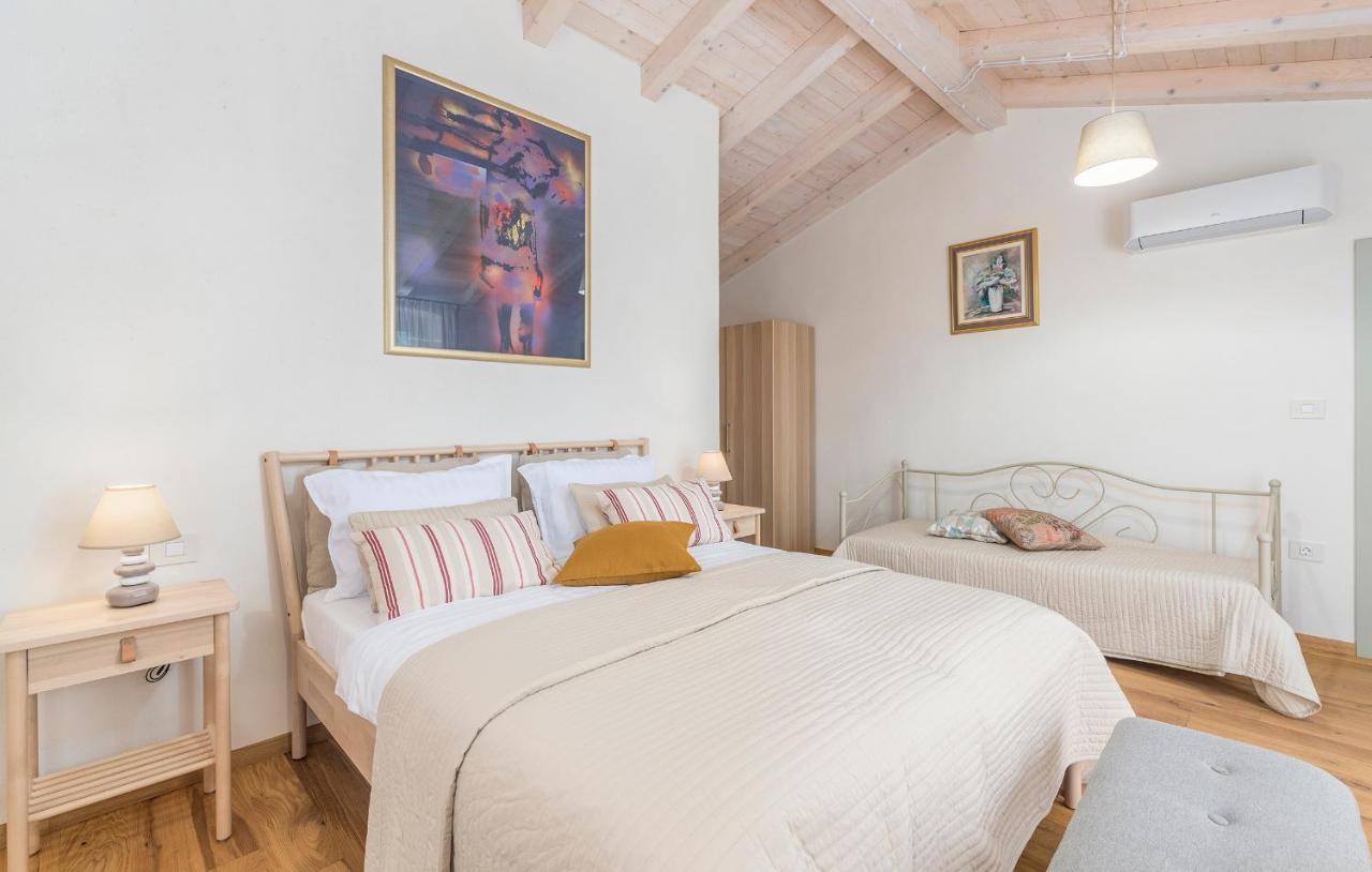 Villa-Osmium Smoljanci Εξωτερικό φωτογραφία