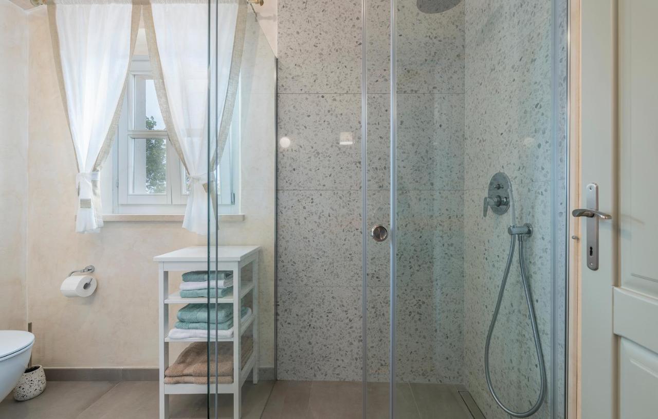 Villa-Osmium Smoljanci Εξωτερικό φωτογραφία